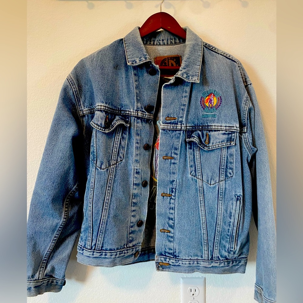 Wild horse saloon Nashville denim jacket. DENIM!!